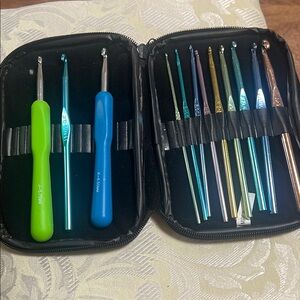 Colorful Crochet Hook Set with Case
